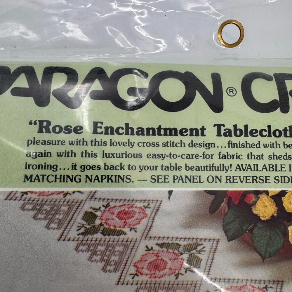 Vintage Paragon Cross Stitch Kit Tablecloth 0900 Rose Enchantment Embroidery New